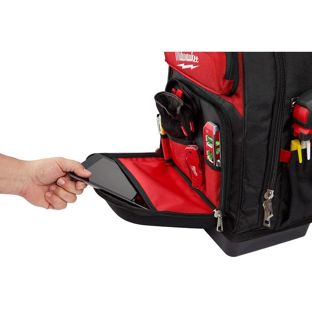 Milwaukee 15 in. Ultimate Jobsite Backpack 8 Milwaukee 15 in. Ultimate Jobsite Backpack - Image 6