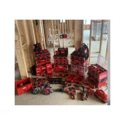 Milwaukee PACKOUT 11-Compartment Low-Profile Impact Resistant Portable Small Parts Organizer -Tool Storage Online Shop red milwaukee modular tool storage systems 48 22 8431 1d 1000