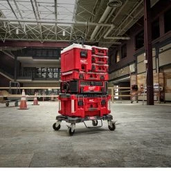 Milwaukee PACKOUT 10 in. Red 16 qt. Compact Cooler 30 Milwaukee PACKOUT 10 in. Red 16 qt. Compact Cooler -Tool Storage Online Shop red milwaukee modular tool storage systems 48 22 8460 d4 1000